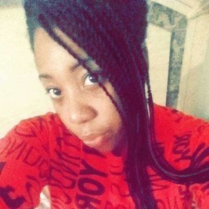 Meet your Posher, Denay